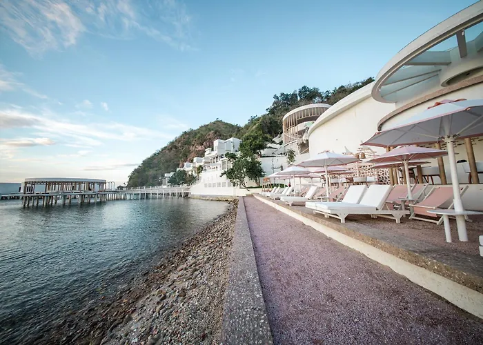 69 Resort & Beach Club By Loccal Collection, Labuan Bajo